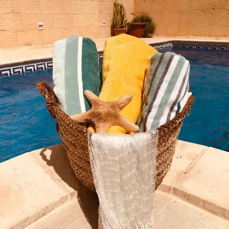 Ta Sonia Farmhouse Bed & Breakfast Xagħra